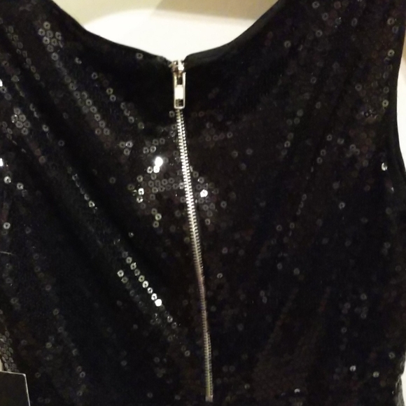 VVS DESIGNER Cynthia Rowley Cowl Neck Empire Waist Sequined Sheath Dress. NWT - Picture 3 of 7
